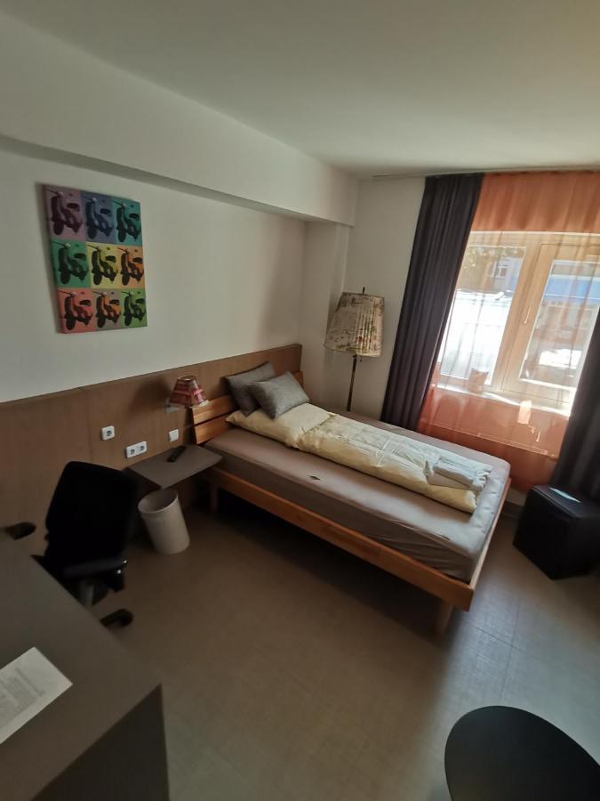 Gastehaus An Der Messe 호텔 함브루크 외부 사진