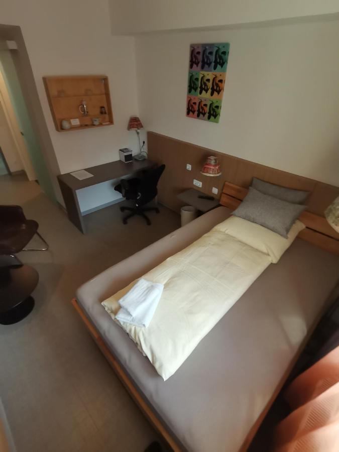 Gastehaus An Der Messe 호텔 함브루크 외부 사진